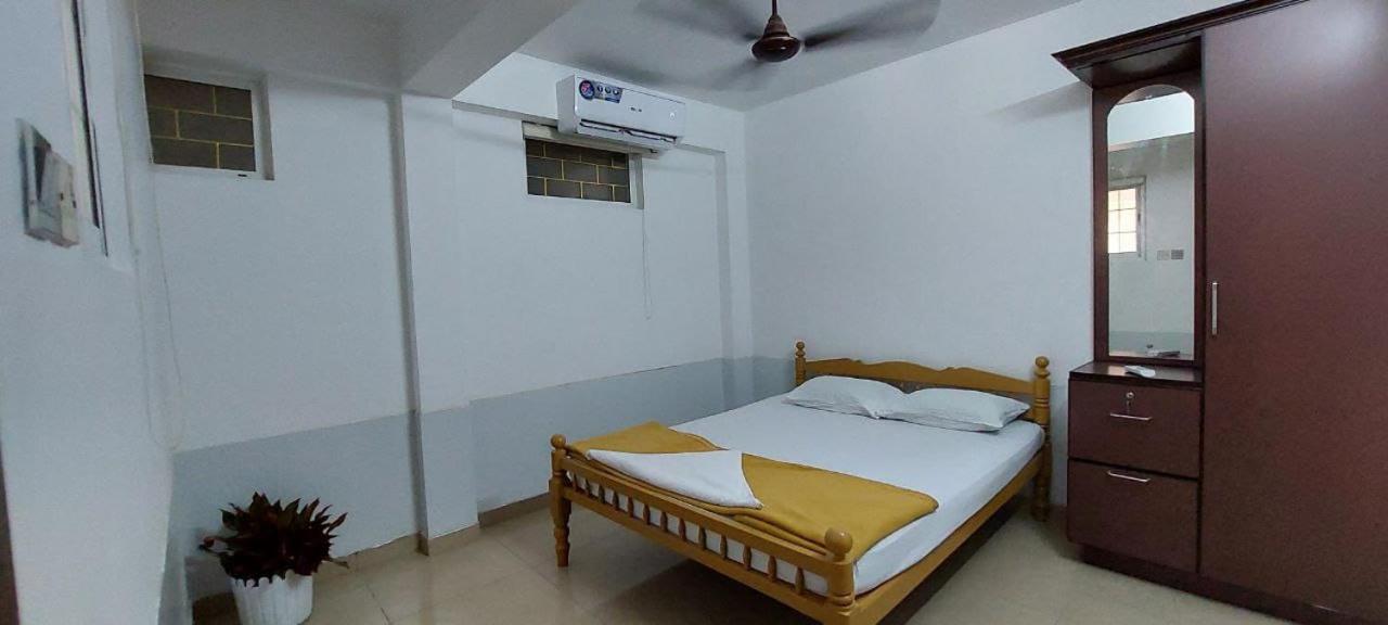 Jinan Palace Guest House Jinan Palace Guest House Nedumbassery Buitenkant foto